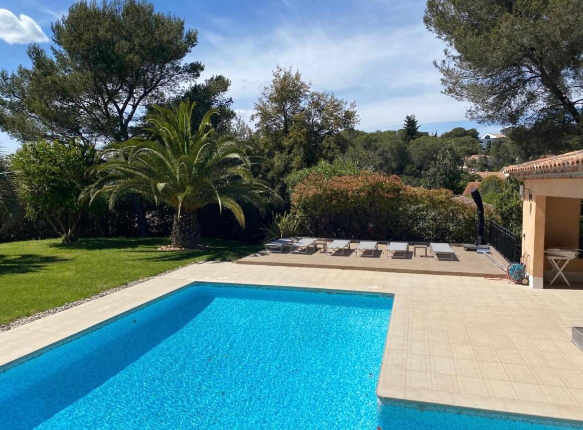 Belle Villa Dans Clos Prive - Saint Raphael Boulouris Eksteriør billede