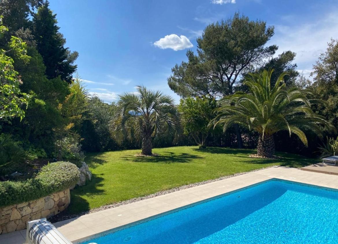 Belle Villa Dans Clos Prive - Saint Raphael Boulouris Eksteriør billede