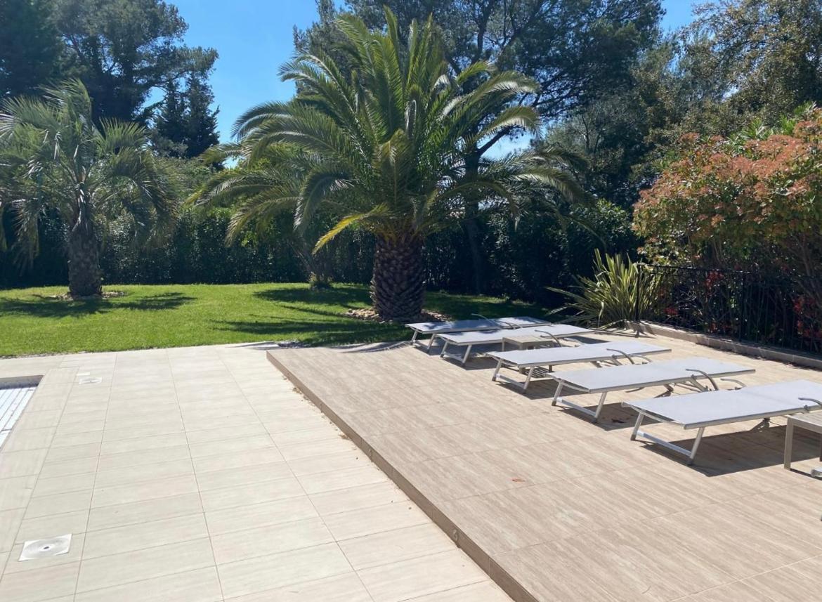 Belle Villa Dans Clos Prive - Saint Raphael Boulouris Eksteriør billede