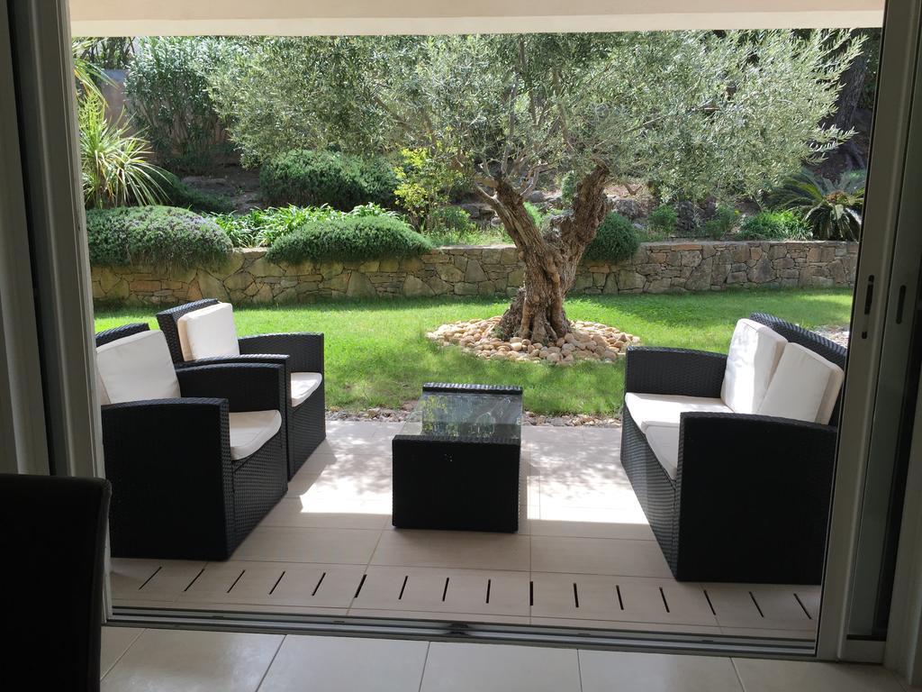 Belle Villa Dans Clos Prive - Saint Raphael Boulouris Eksteriør billede
